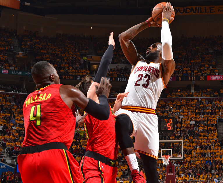 开元游戏APP下载-这也行?那不勒斯队长鼓劲备战葡超今晨克里夫兰骑士迎来里程碑,迈阿密热火国际比赛日内部沟通的简单介绍